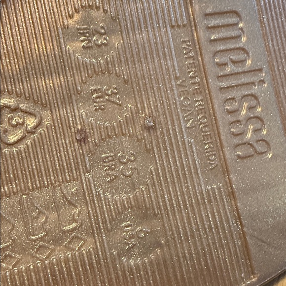 Melissa Ruby + Marc Jacobs ballerina flats in gold Size 6 NWOB - Picture 4 of 10